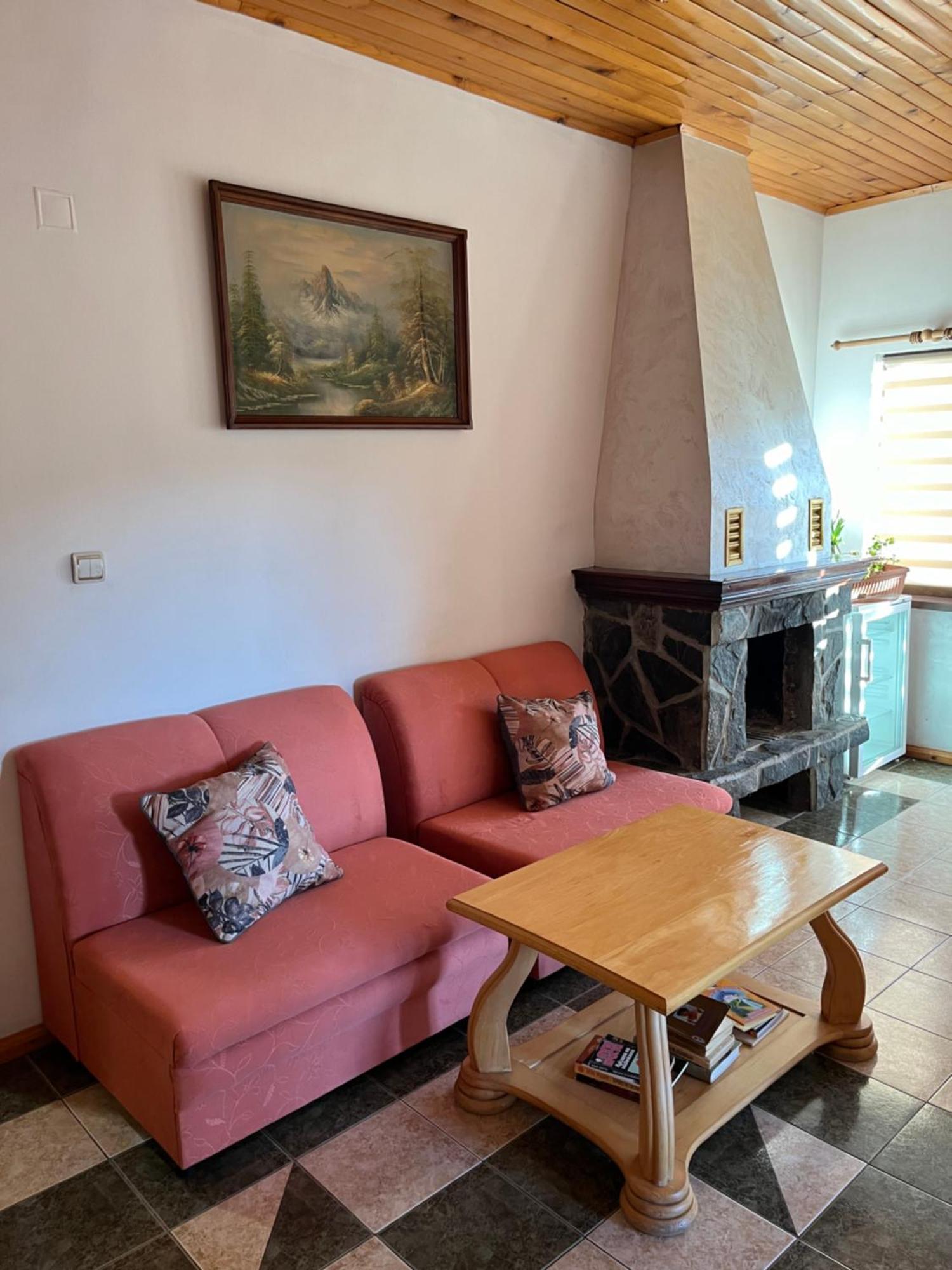 Orehite Guest House ซาโมคอฟ ภายนอก รูปภาพ