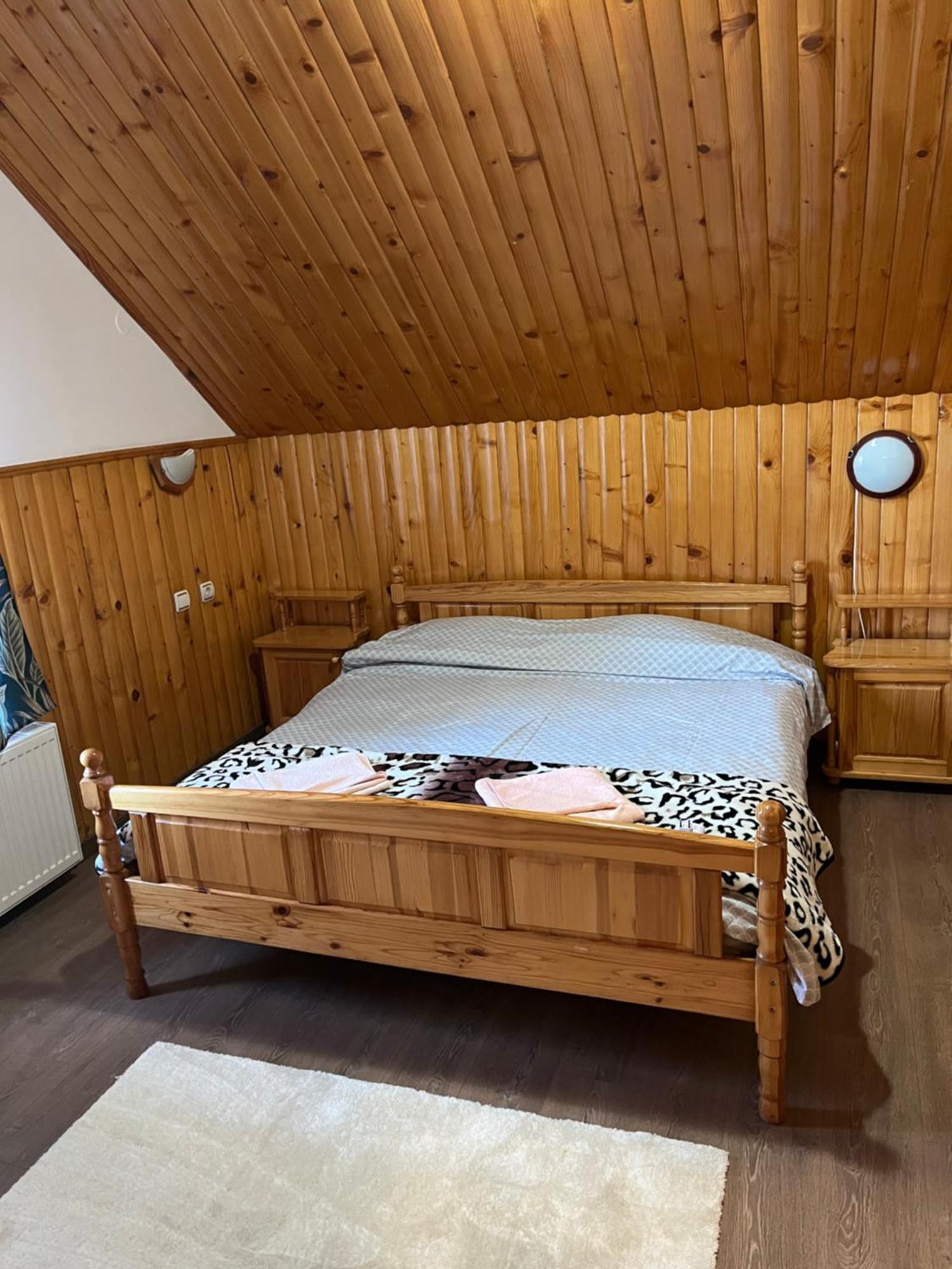Orehite Guest House ซาโมคอฟ ภายนอก รูปภาพ